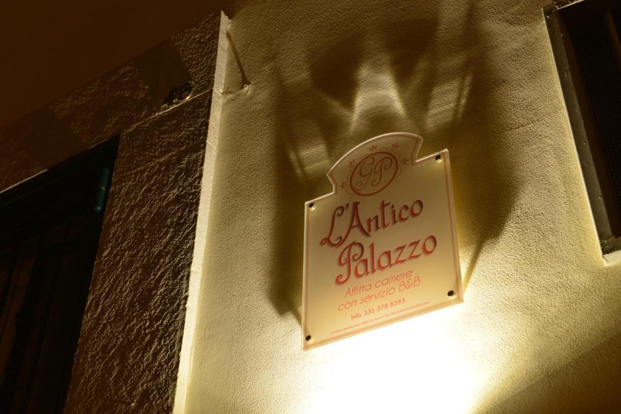 L'Antico Palazzo Bed and Breakfast Canosa di Puglia Buitenkant foto