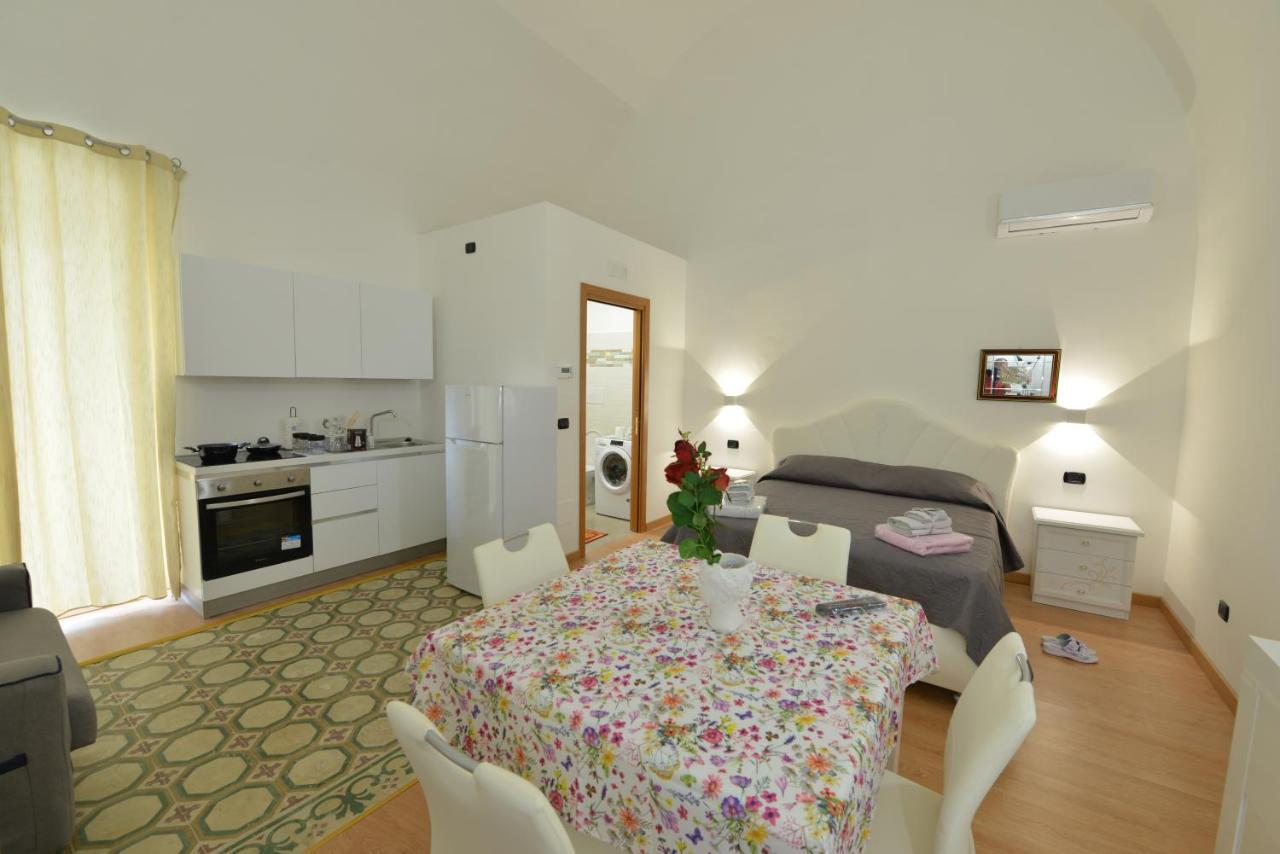 L'Antico Palazzo Bed and Breakfast Canosa di Puglia Buitenkant foto